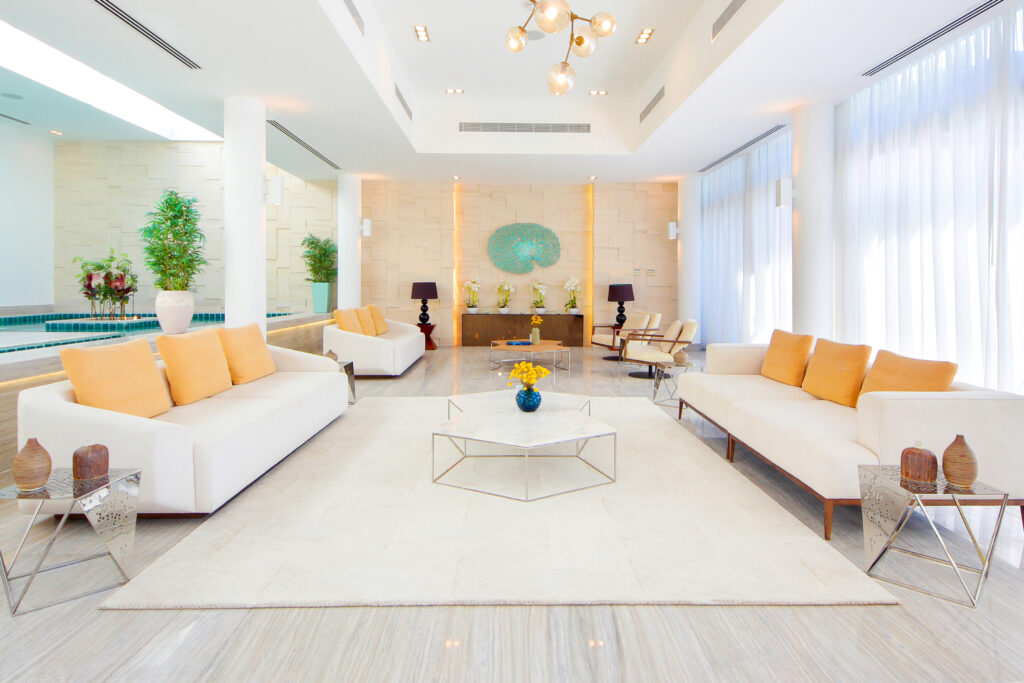 How to Earn Passive Income by Listing Your Property as a Short-Term Rental in UAE (2025)